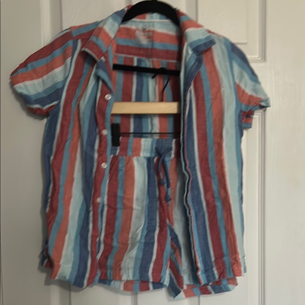 Boys cat and jack striped Fourth of July set.